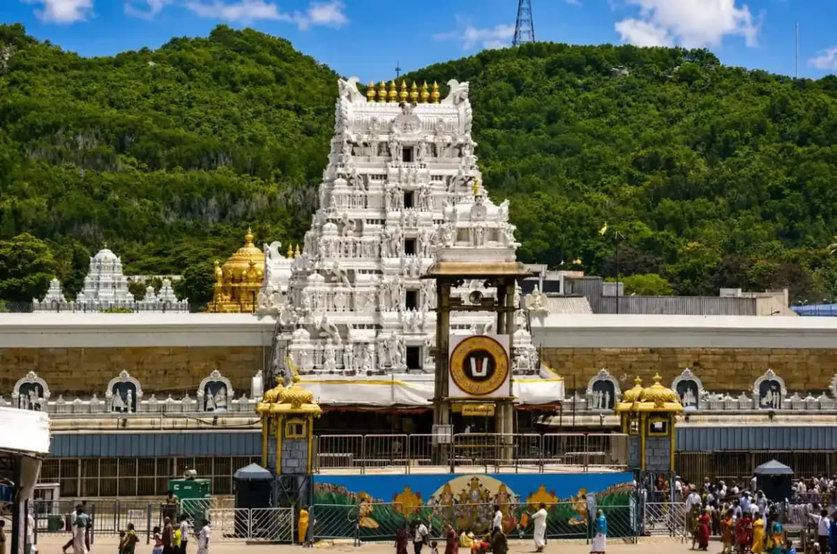 Tirumala Latest News August 2026: Massive Pilgrim Rush, Record Hundi Collections & Twin Brahmotsavams — Tirumala